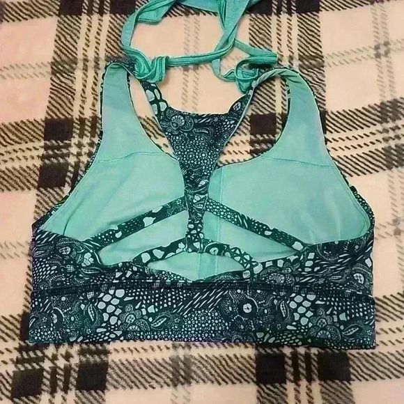 Lululemon Size Small twist and toil tank - sports bra with attached tank top - Picture 5 of 7